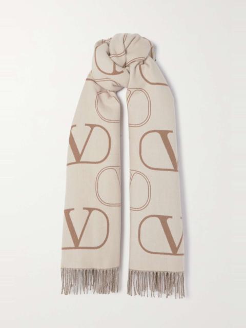 Valentino Valentino Garavani fringed wool-jacquard scarf