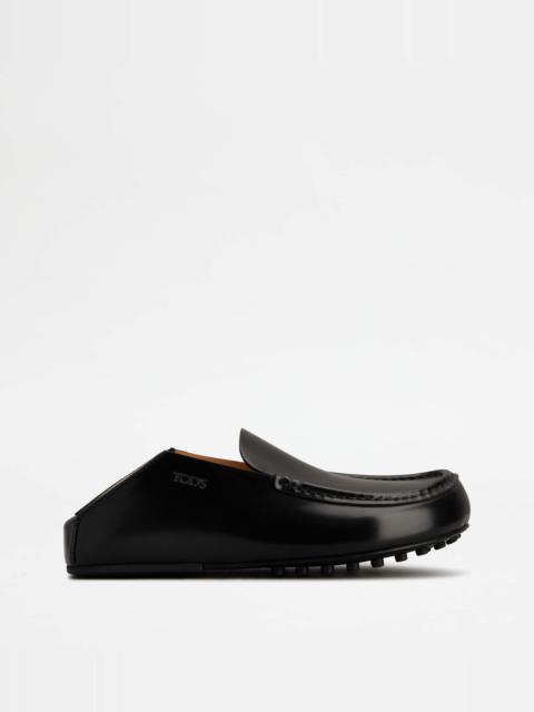 Tod's SLIPPER LOAFERS IN LEATHER - BLACK