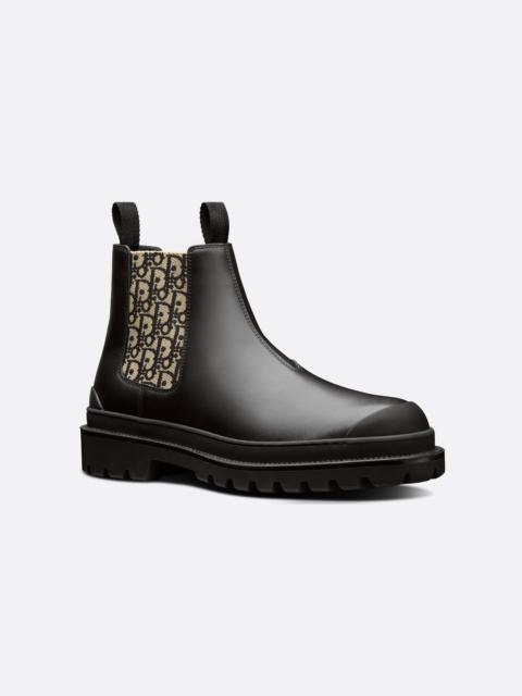 Dior Dior Explorer Chelsea Boot