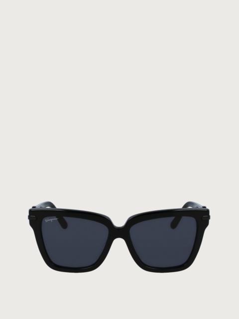 FERRAGAMO Sunglasses