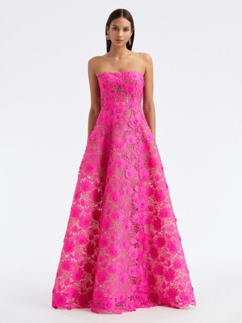 Oscar de la Renta STRAPLESS WATER LILY GUIPURE GOWN