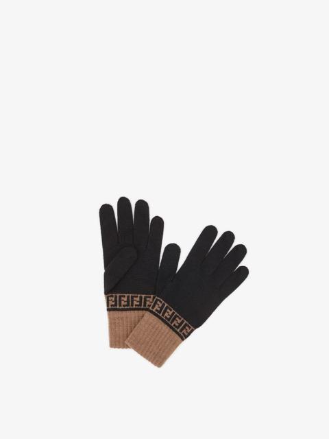 FENDI Gloves in black wool