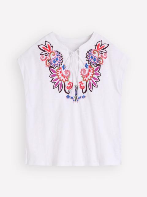 BODEN Nina Embroidered Notch T-shirt-White - Multi Embroidery