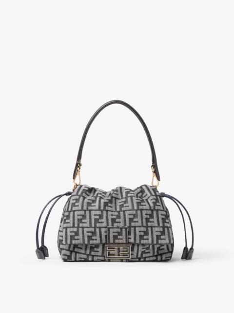 FENDI Mamma Baguette Medium