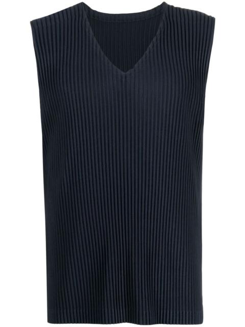 ISSEY MIYAKE plissé sleeveless vest
