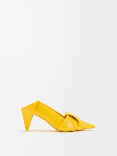 Loewe Origami flap back pump in lambskin