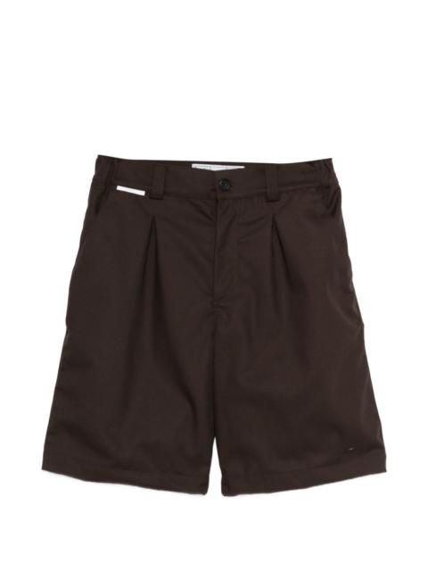 GR10K front-pleat shorts