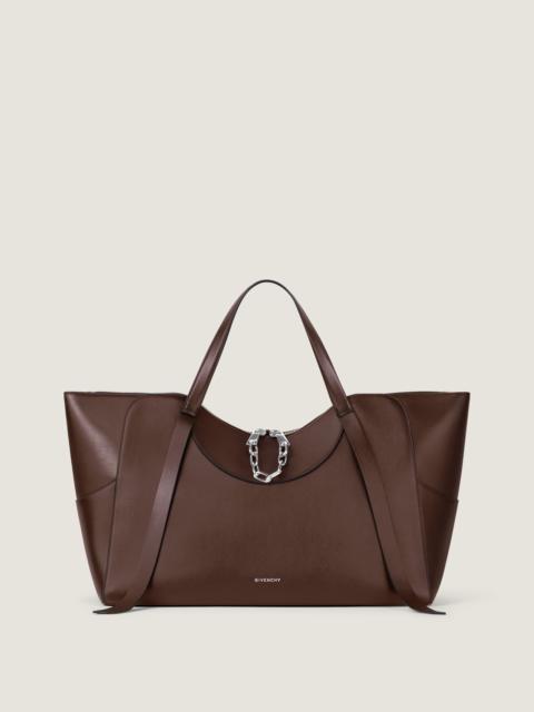 Givenchy LARGE THE SNATCH BAG IN GRAINED LEATHER