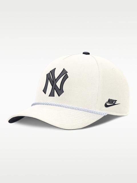 Nike New York Yankees 1927 Cooperstown Rise Men's Nike MLB Structured Adjustable Hat