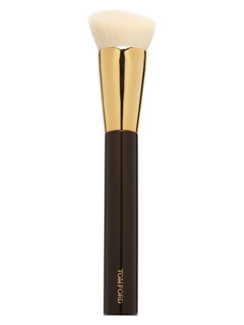 TOM FORD Shade & Illuminate Foundation Brush 2.5