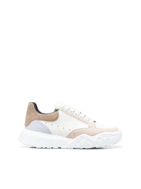 Alexander McQueen Runner 낮 정상 운동화