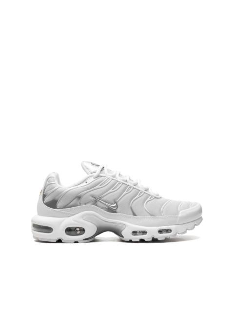 Nike Air Max Plus WMNS "White / Metallic Silver"