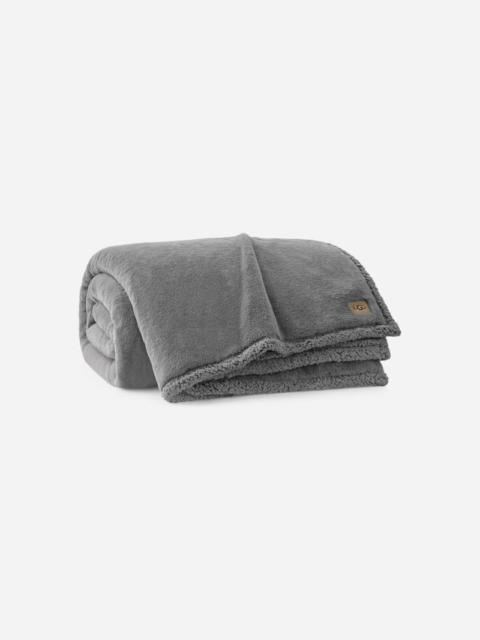 UGG ® Cynthia XL Throw 90"x92" Blankets in Seal Grey