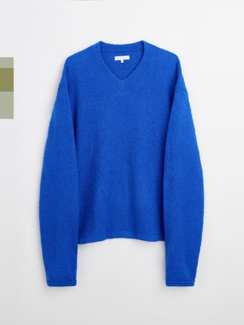 LADY WHITE CO. LADY WHITE CO. X TRÈS BIEN TEDDY HIGH V-NECK EXTRA BLUE