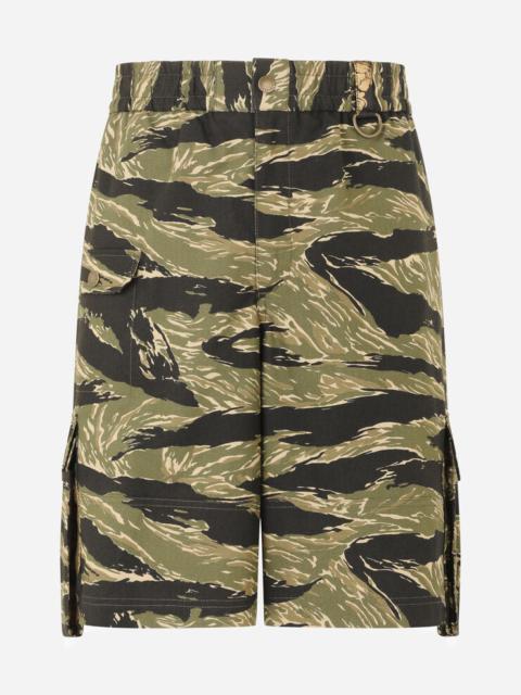 Cotton shorts with camouflage print