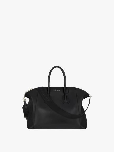 Givenchy SMALL ANTIGONA SPORT BAG IN LEATHER