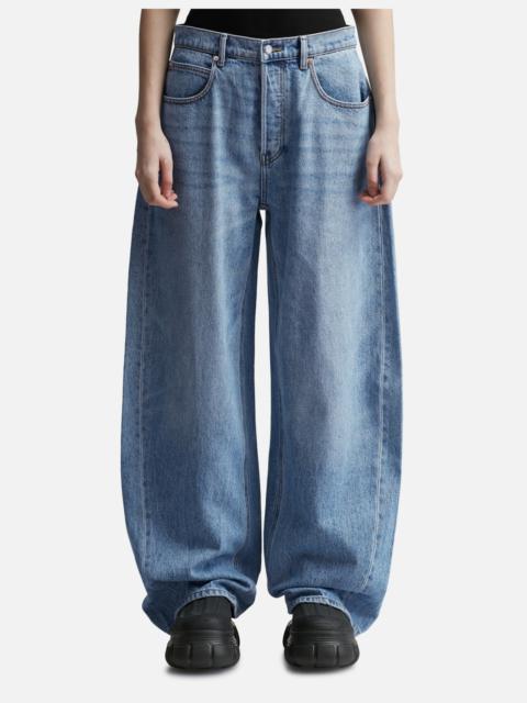 OVERSIZED LOW RISE JEAN IN RECYCLED DENIM