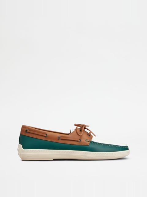 Tod's BOAT SHOES IN LEATHER - GREEN, BROWN, WHITE