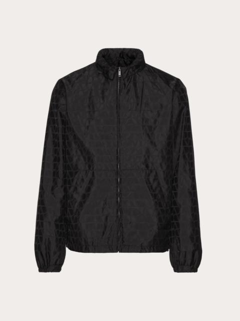 NYLON WINDBREAKER WITH TOILE ICONOGRAPHE PATTERN