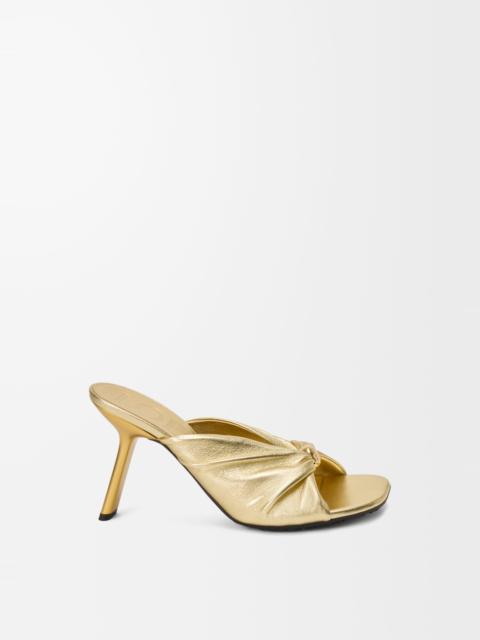 Loewe Pebble Soft slide in laminated lambskin