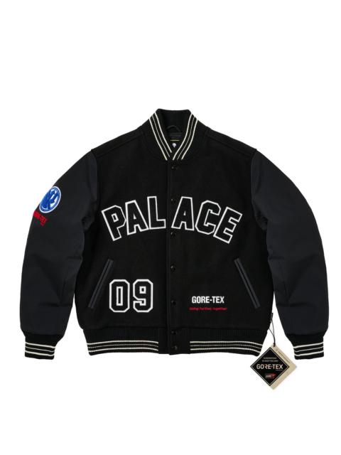 PALACE GORE-TEX GOING FURTHER VARSITY BLACK
