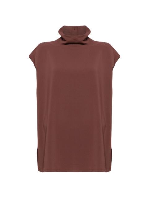 roll-neck vest