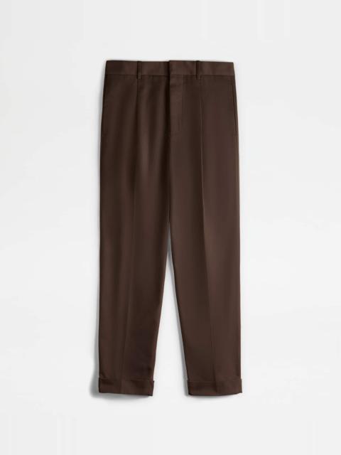 PANTS WITH DARTS - BROWN