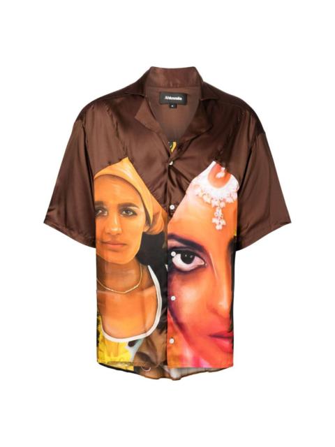 graphic-print short-sleeved shirt