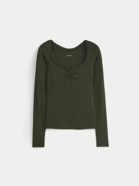 EVERLANE SWEETHEART-NECK TOP IN BUTTERLUXE