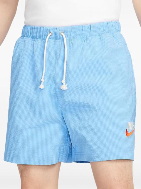 Nike Nike Sportswear는 길쌈한 짧은 '대학 파란' DM5281-412를 일렬로 세웁니다