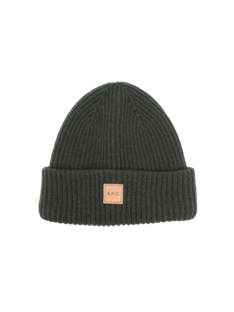 logo-patch beanie