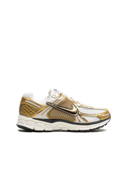 Nike Zoom Vomero 5 "Metallic Gold" sneakers