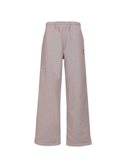 The North Face Red Box logo-patch trousers