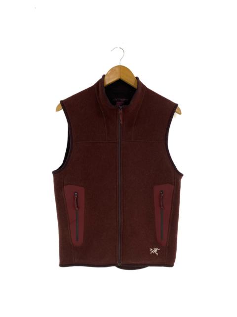 Arc'teryx Arc'treyx Fleece Vest Maroon Color Design Nice Design