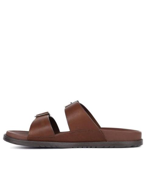 UGG UGG Wainscott Buckle Slide Slipper Red 1119530-BLLE