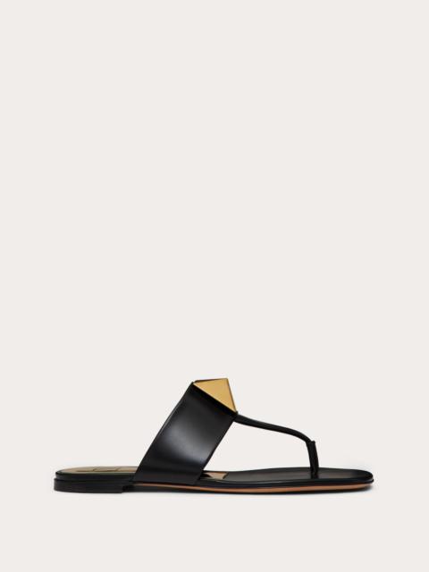 Valentino ONE STUD CALFSKIN FLAT THONG SANDAL