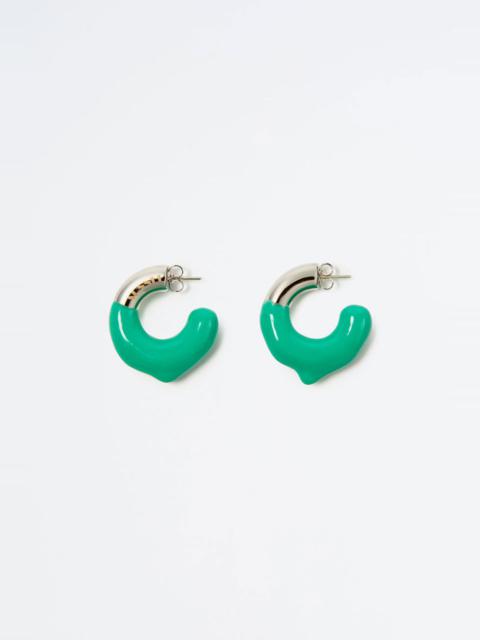 SUNNEI CORAL GREEN RUBBERIZED SMALL SILVER EARRINGS