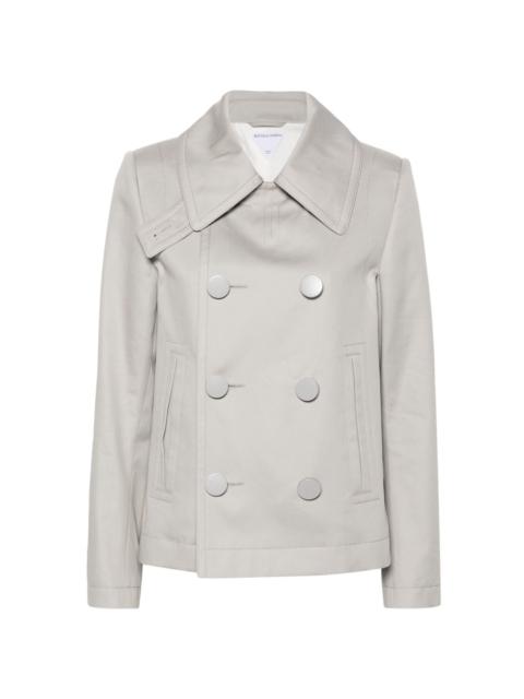 pointed-collar double-breasted jacket