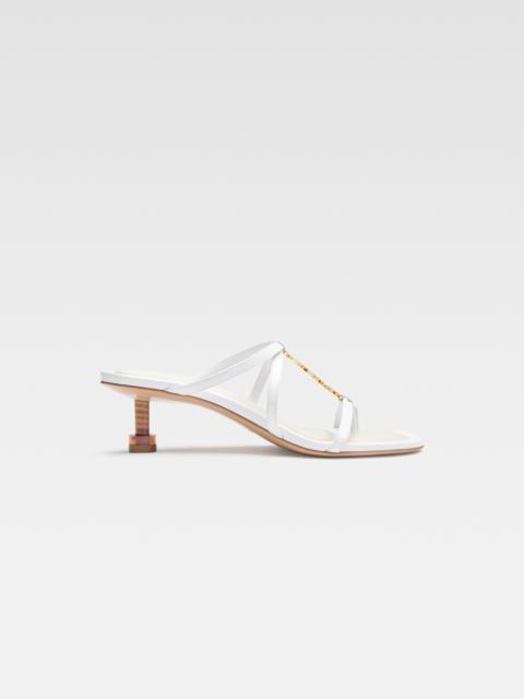 JACQUEMUS Les sandales basses Pralu