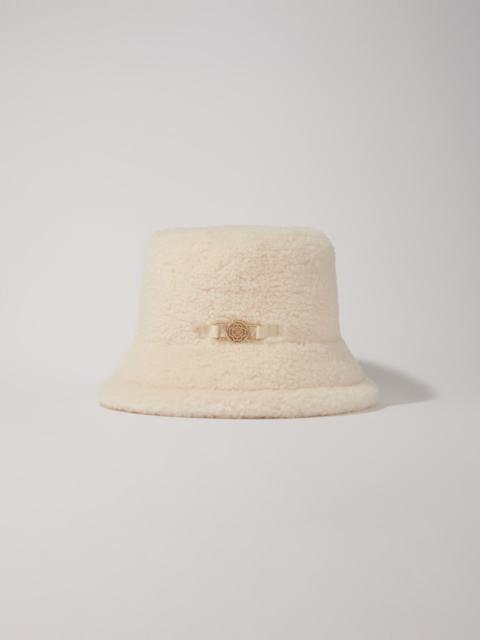 Faux fur bucket hat