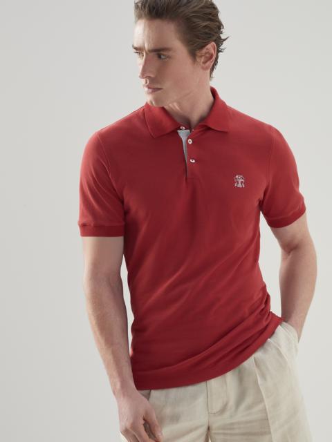 Cotton piqué slim fit polo shirt with knit collar and logo