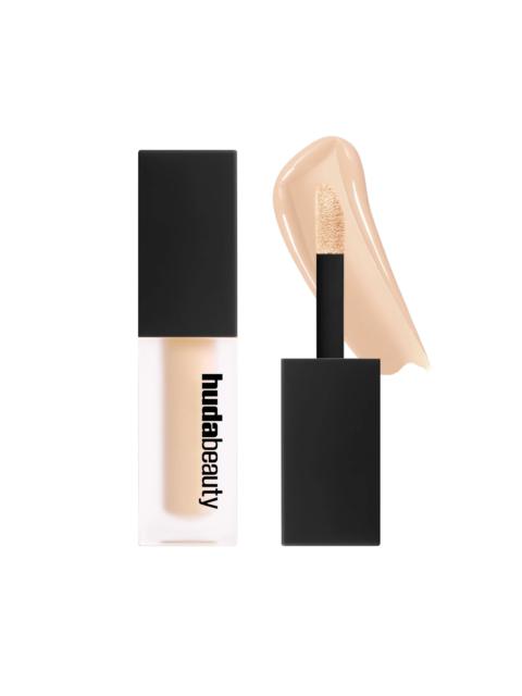 Huda Beauty Mini #FauxFilter Matte Buildable Coverage Waterproof Concealer