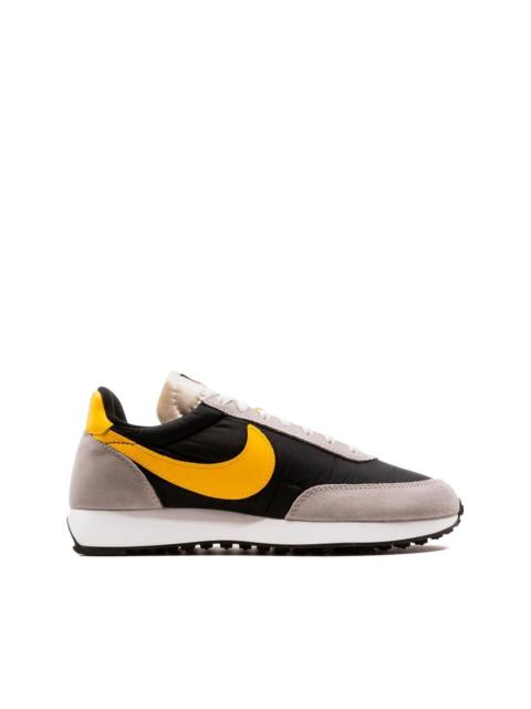 Nike Tailwind 79 sneakers