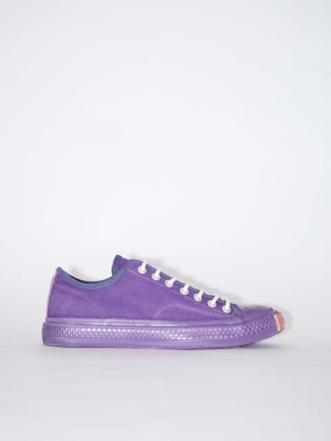 Acne Studios Low top sneakers - Grape purple