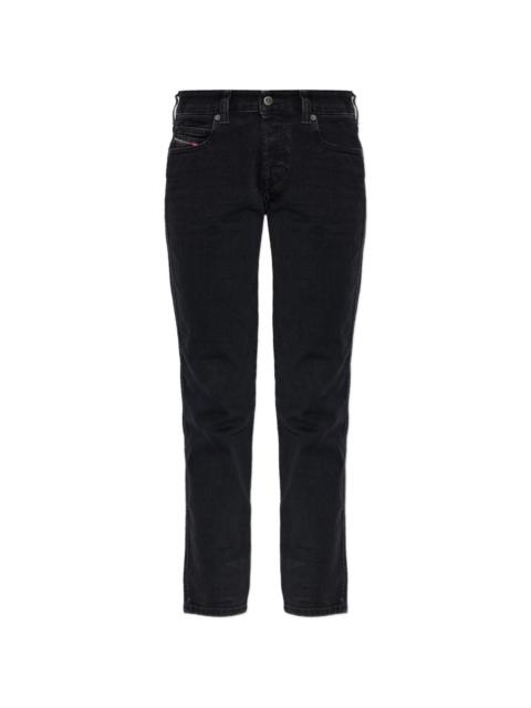 Diesel 1992 D-Jiann logo-patch jeans