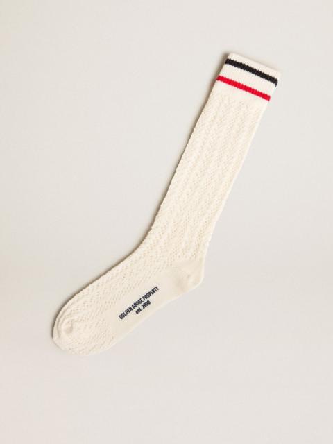 Long ribbed socks in vintage white with two-tone stripes