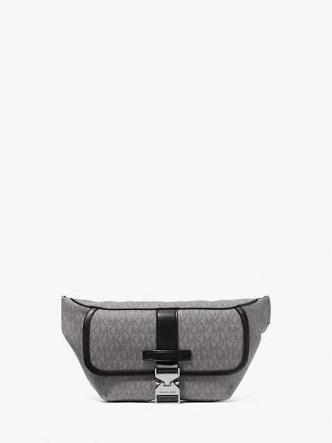 MICHAEL KORS Hudson Signature Logo Sling Pack