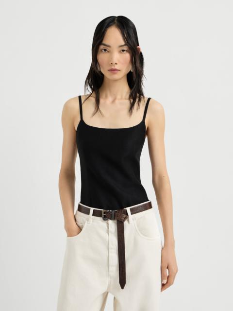 Viscose and linen fluid twill top with monili