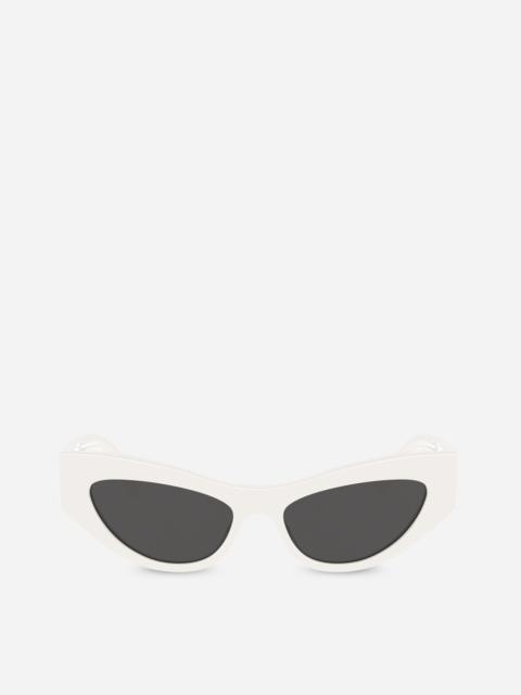 Dolce & Gabbana DG Logo sunglasses