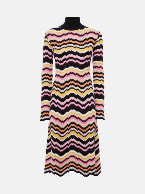 Zig Zag sweater dress